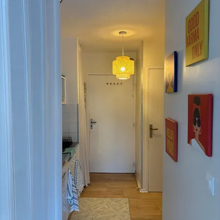 Climatise Avec Parking Securisee * Ажен