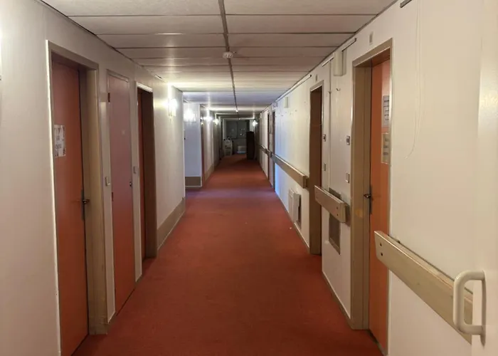 Climatise Avec Parking Securisee Апартаменты Ажен